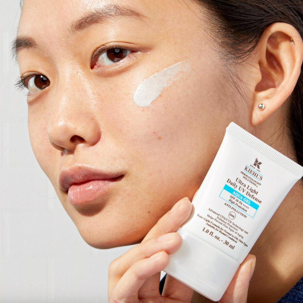 集高效清爽零油光UV水凝露SPF50 PA++++ – 預防光老化／防曬推薦